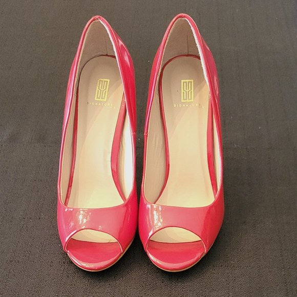 Red Signature Peep Toe Pumps Size 7.5 - Picture 1 of 7